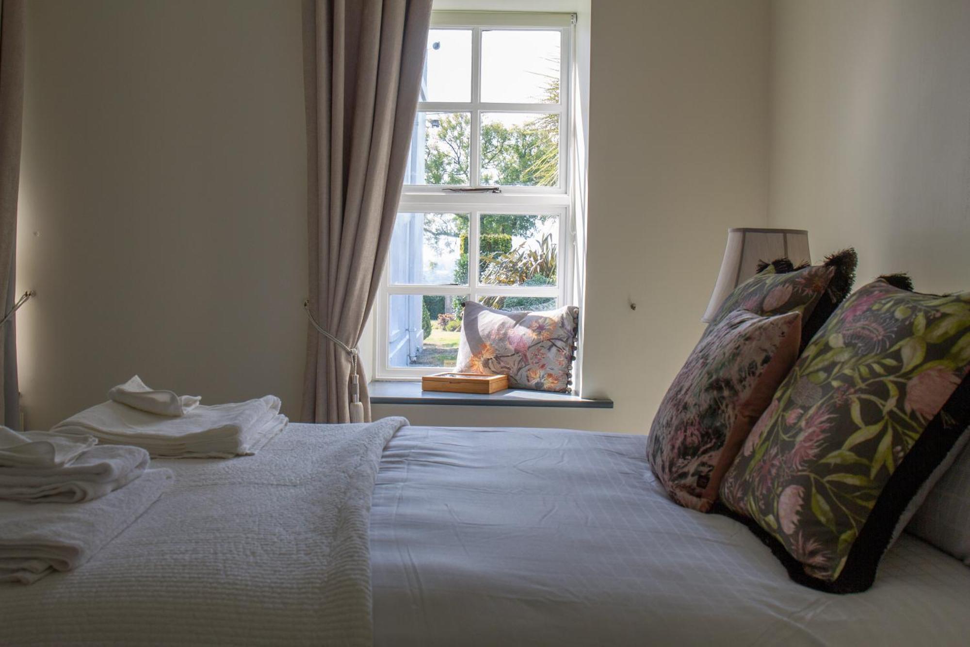 Hill House Lodge Sleeps 6 Overlooking The Rock Of Cashel Cashel  Luaran gambar