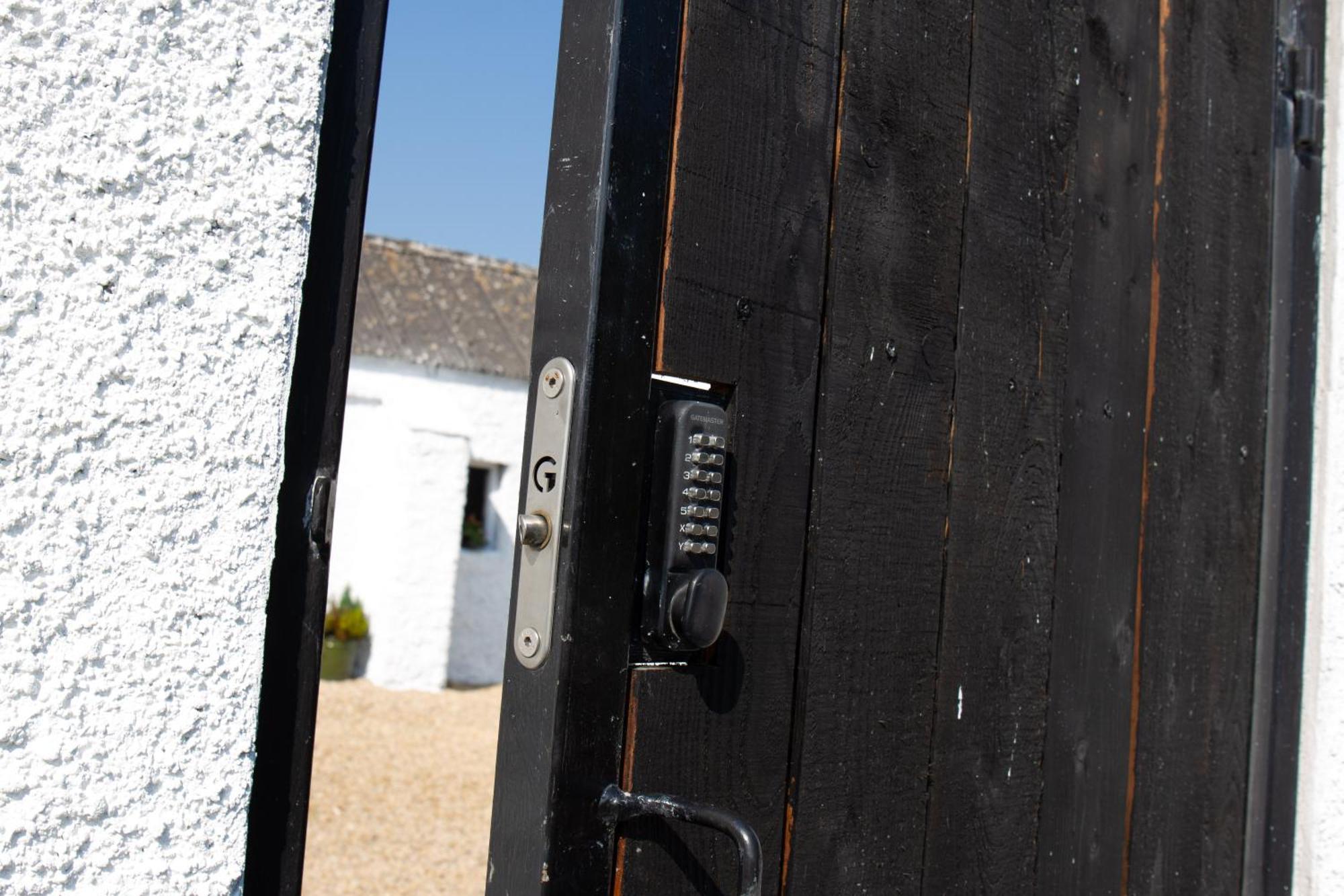 Hill House Lodge Sleeps 6 Overlooking The Rock Of Cashel Cashel  Luaran gambar